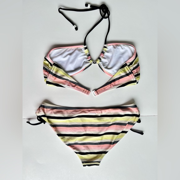 Roxy 2 Piece Multicoloured Bikini - Picture 3 of 11